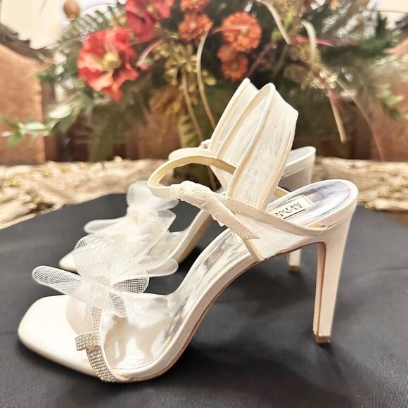🆕 NIB BADGLEY MISCHKA COLLECTION JESSICA SPECIAL OCCASION SANDALS SZ 9.5 $225 - Picture 6 of 15